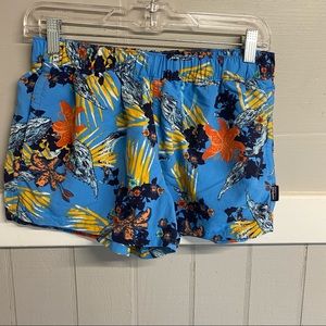 Patagonia Barely baggies shorts size M